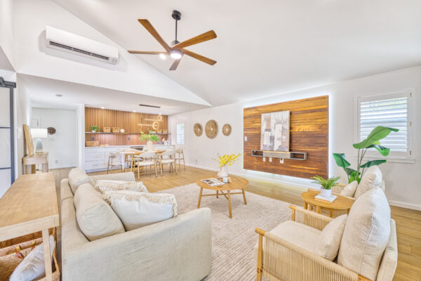 6703_HawaiiKai_Dr_Livingroom_E